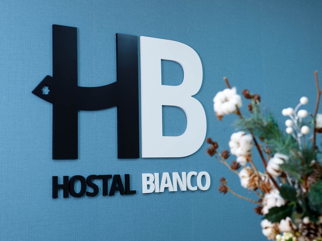 Hostal en Madrid, Bianco
